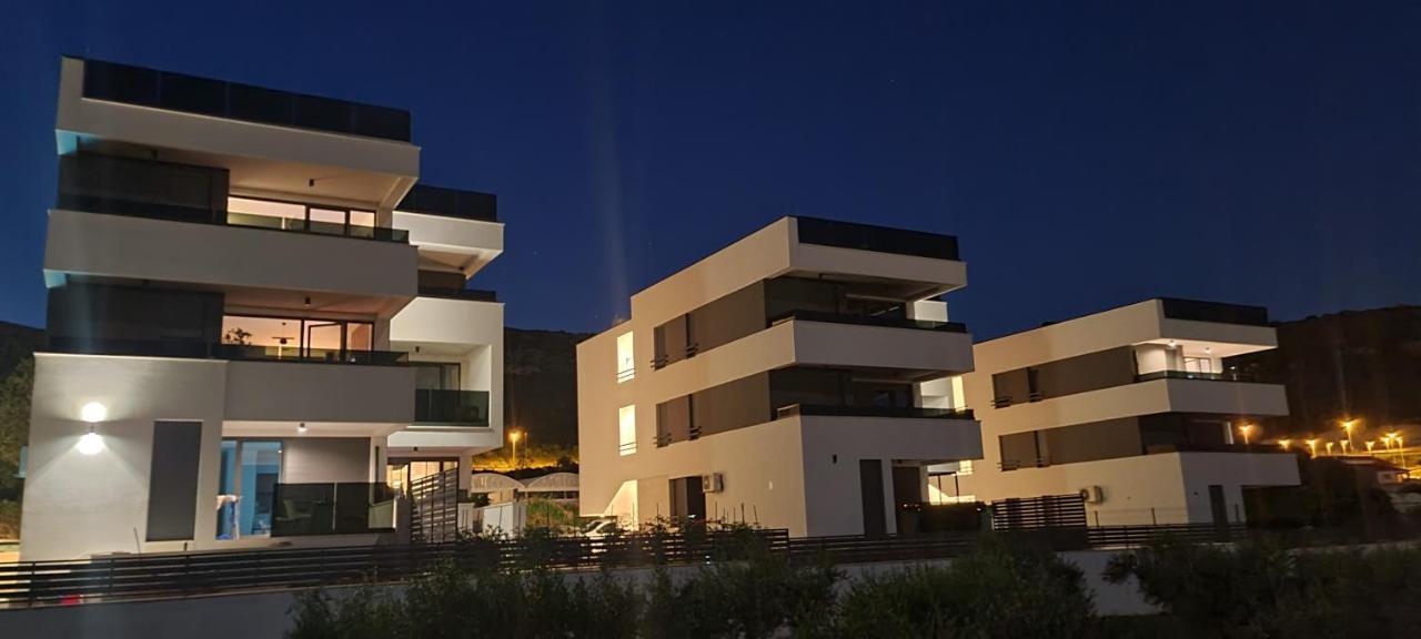 Apartman Marcelina 1 With Private Pool Τρογκίρ Εξωτερικό φωτογραφία